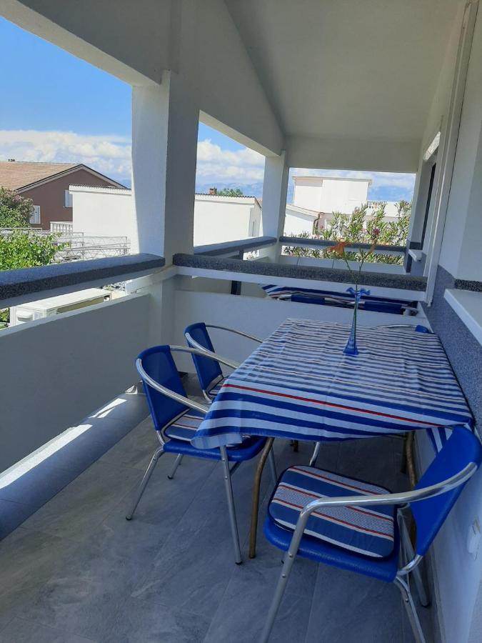 H&F Apartmani Vir Exterior photo